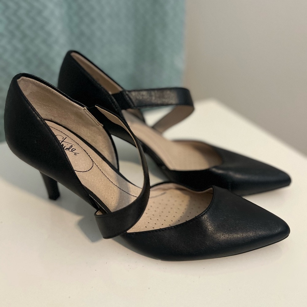 Life Stride Black Women's Heels